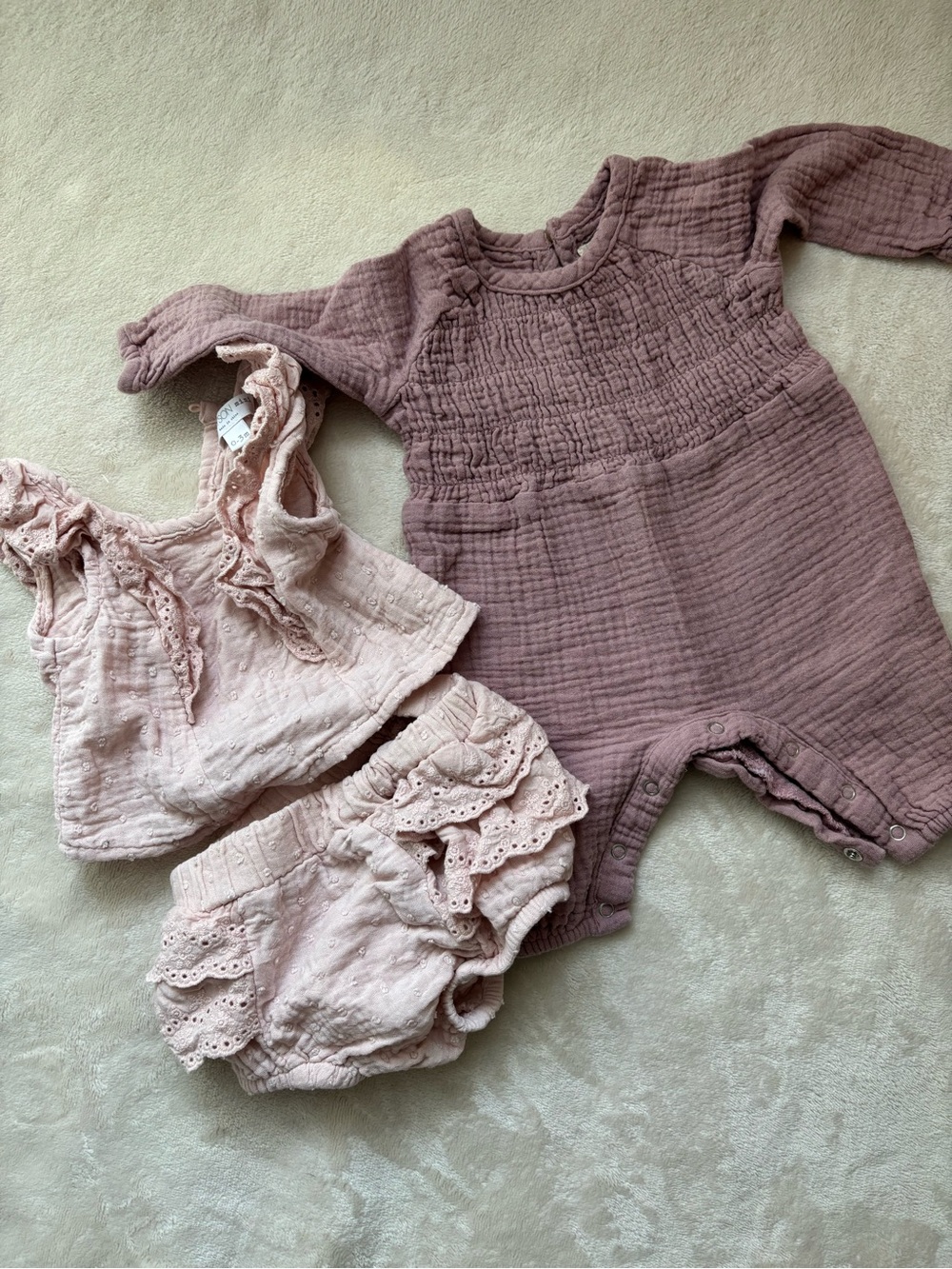 Grayson Mini Collective 2 Piece Lot NB 0-3M girl outfit romper Muslin Cotton EUC